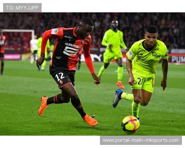 雷恩定位球防守漏洞，朗斯瞄准高空优势