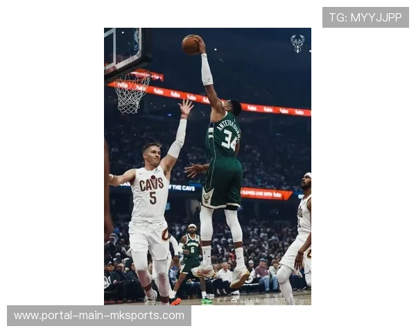 雄鹿字母哥统治级表现，球队战绩仍挣扎